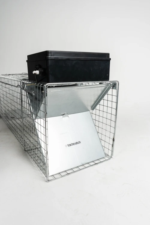 Tacticatch -QuicTrap R60 zdalnie zamykana klatka do odłowu małych ssaków